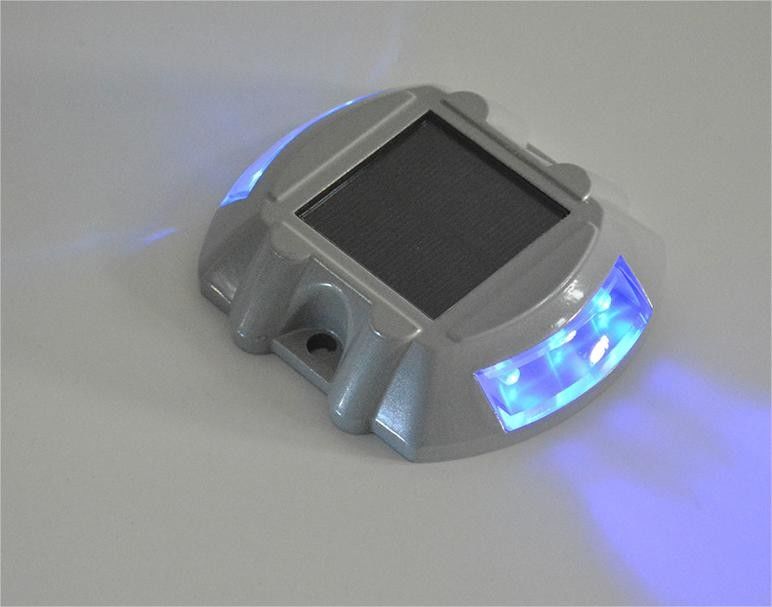 जलरोधक आउटडोर सौर सड़क स्टड्स स्विमिंग पूल के लिए लॉन ग्राउंड पथ