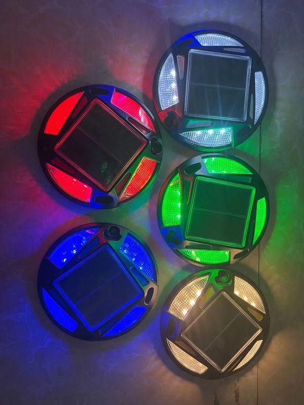 IP68 वाटर रेटिंग सोलर एलईडी ड्राइववे डॉक लाइट्स 12 पीसी एलईडी फुटपाथ गार्डन पथवे के लिए