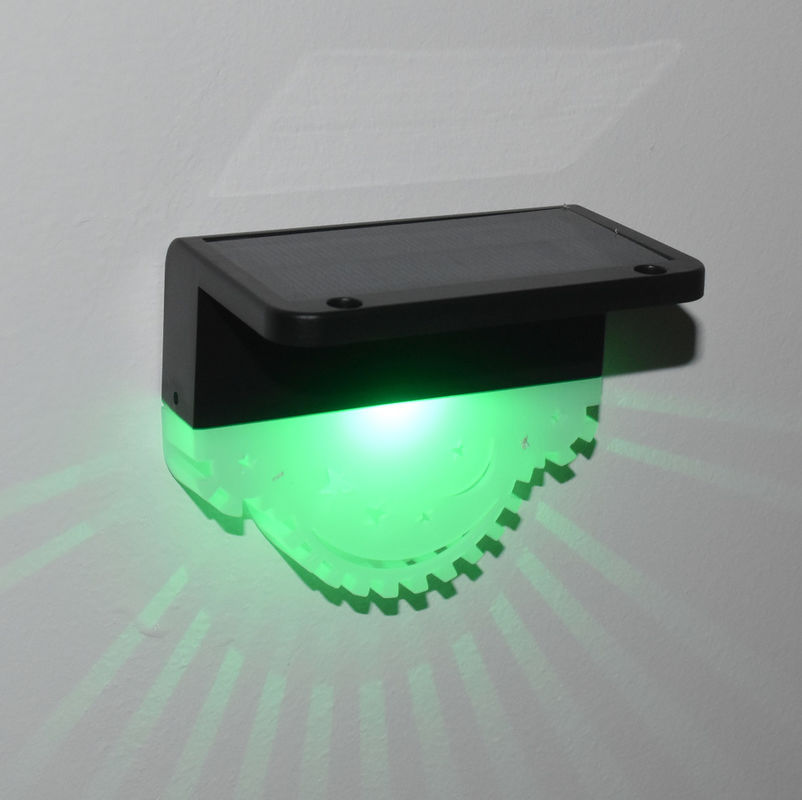 आउटडोर जलरोधक सौर यार्ड बाड़ प्रकाश कई रंग सौर एलईडी गेट स्तंभ प्रकाश उद्यान के लिए