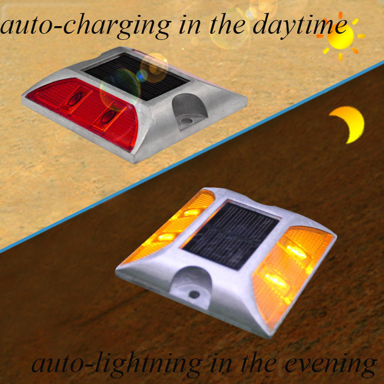 प्रतिबिंबित चमकती सौर एलईडी रोड मार्कर लाइट स्टड लैंप चमकती सौर रोड स्टड