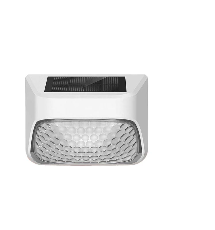 लंबे समय तक चलने वाला सौर डेक लाइट गर्म सफेद एलईडी IP68 20 घंटे के कार्य समय के साथ जलरोधक