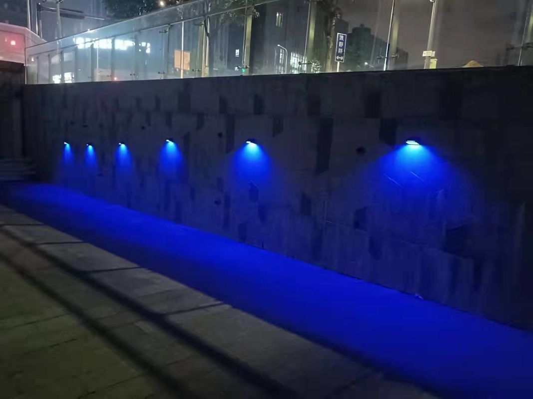 मोनोक्रिस्टलाइन 3.7 वी सौर बाड़ सजावट के लिए रंगीन रोशनी नमीरोधी एलईडी: