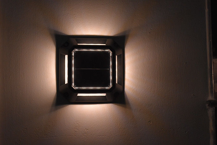 IP67 जलरोधक सुरक्षा सौर डेक लाइट आउटडोर स्टेप सीढ़ी उद्यान ग्राउंड पथवे डॉक लाइट