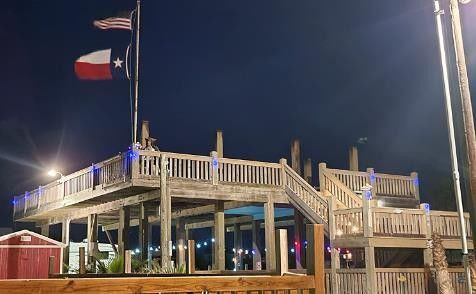 उच्च चमक सौर एलईडी प्रकाश एल्यूमीनियम और पीसी सामग्री से बना 3t असर के साथ